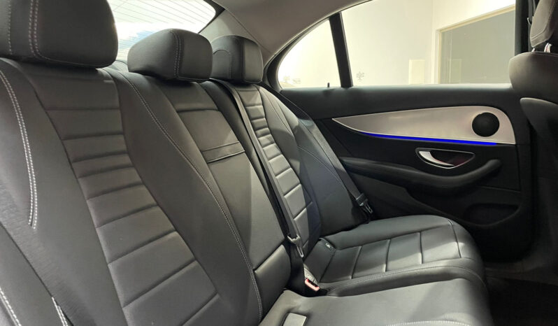 
								MERCEDES CLASE E 200 D 9G-TRONIC SOLUTION lleno									