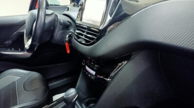 PEUGEOT 2008 1,2 PURETECH EAT6