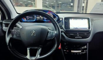 
										PEUGEOT 2008 1,2 PURETECH EAT6 lleno									